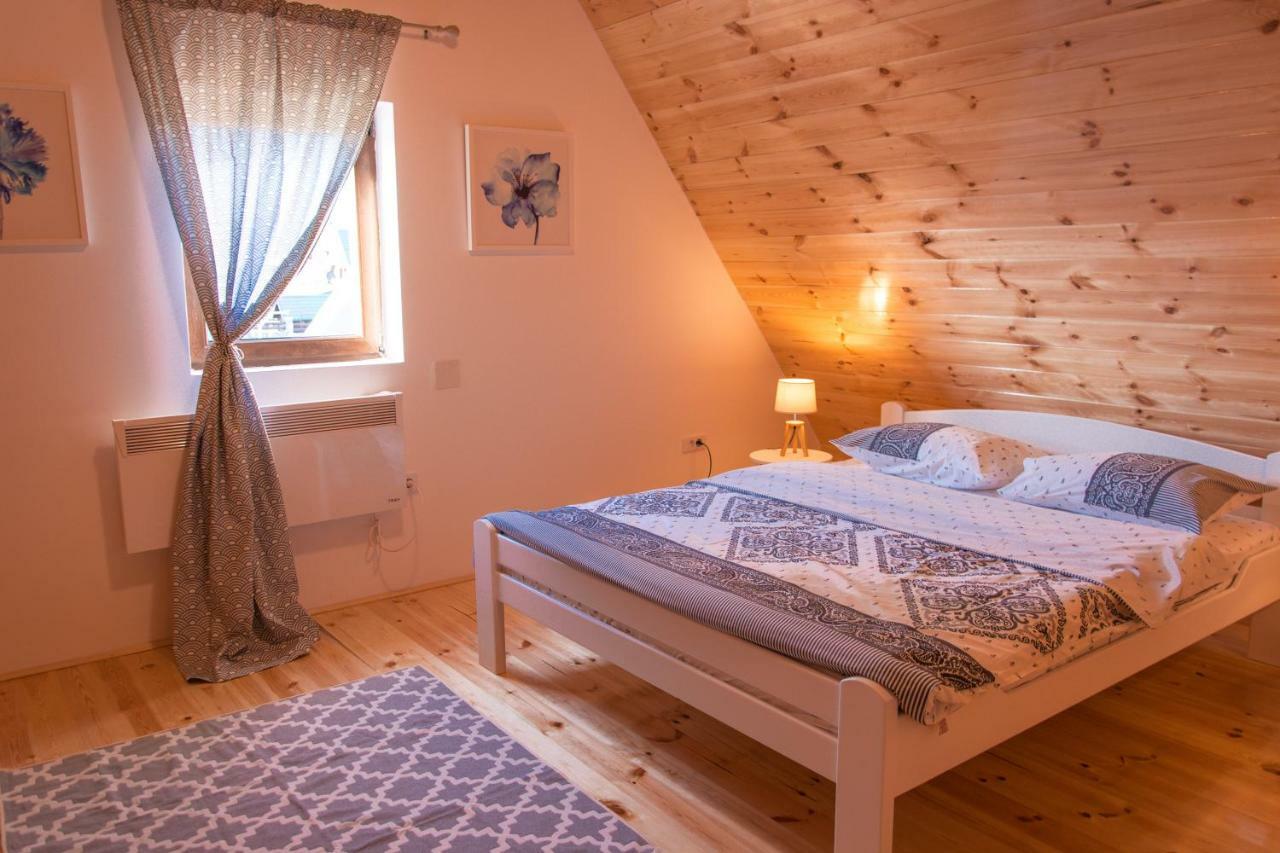 Wood Inn Žabljak 外观 照片