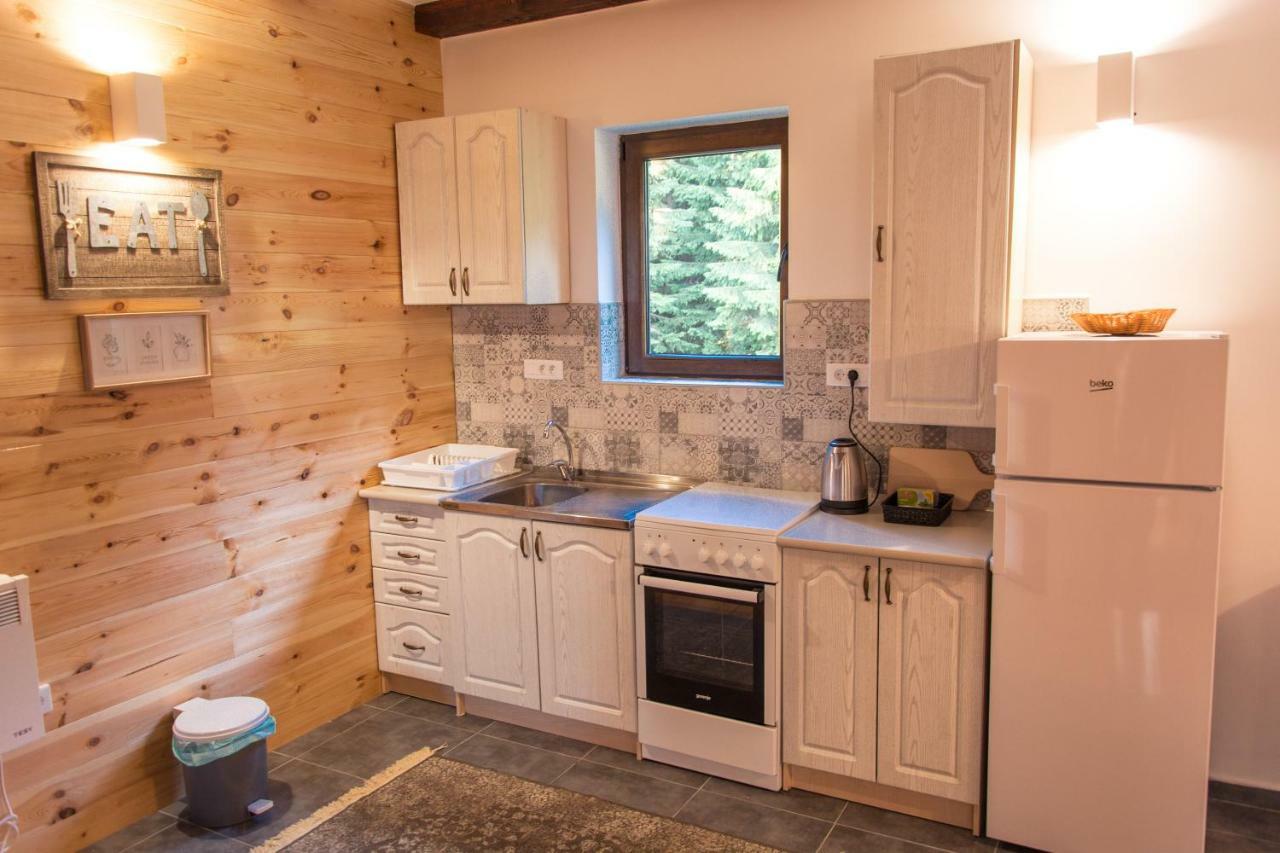 Wood Inn Žabljak 外观 照片